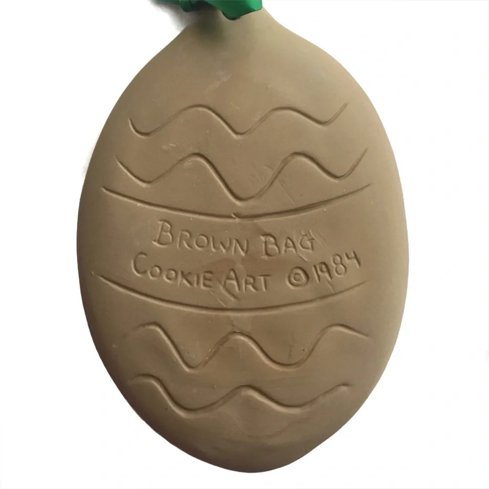 BROWN BAG 1984 Easter Bunny Cookie Mold & …